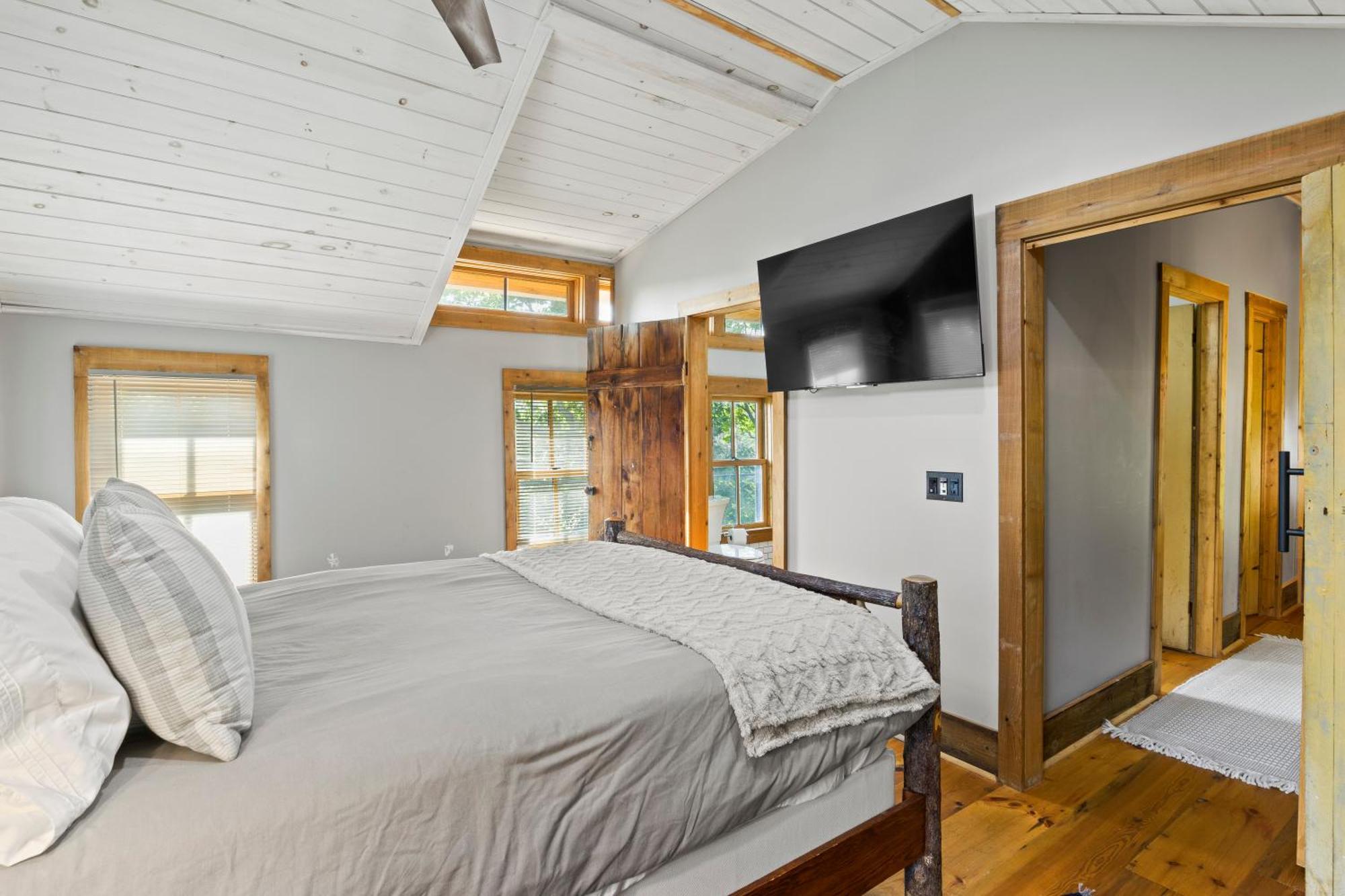 Cozy Two Bedroom Home On Canandaigua Lake Rushville Eksteriør bilde