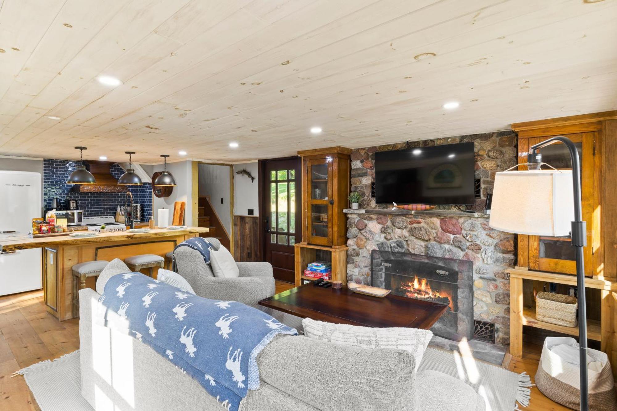 Cozy Two Bedroom Home On Canandaigua Lake Rushville Eksteriør bilde
