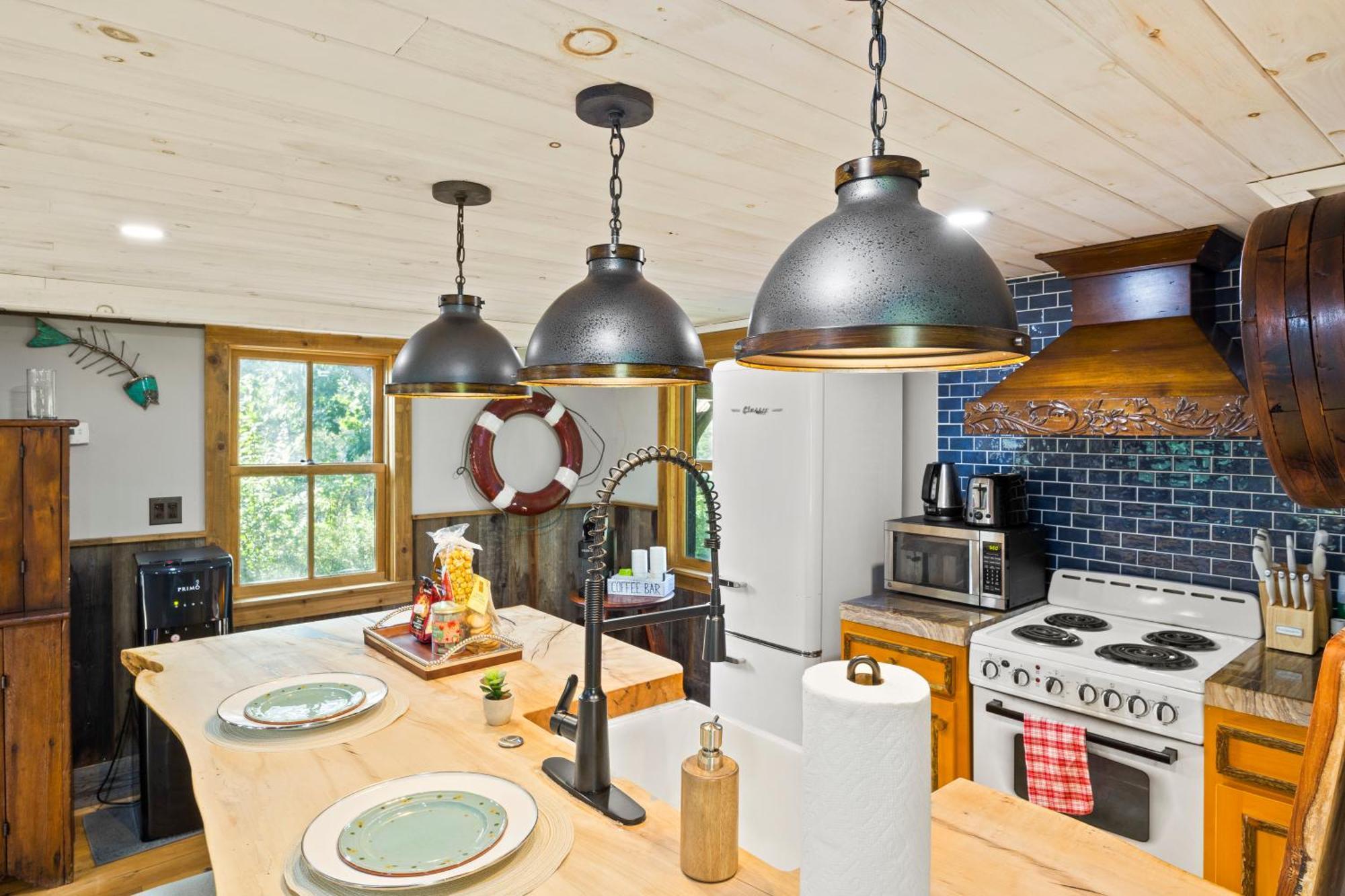 Cozy Two Bedroom Home On Canandaigua Lake Rushville Eksteriør bilde